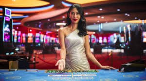 Tampilan meja Infinite Blackjack dengan dealer profesional di panen 33